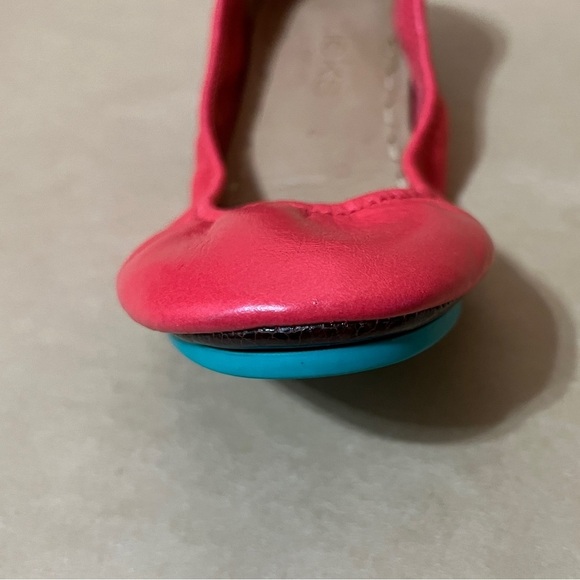 Tieks by Gavrieli | Poppy Red Leather Ballet Flats Foldable Shoes Size 6 - Picture 7 of 15